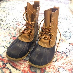 LL Bean Duck Boots Women’s Sz 8 Brown w/ Navy Toe